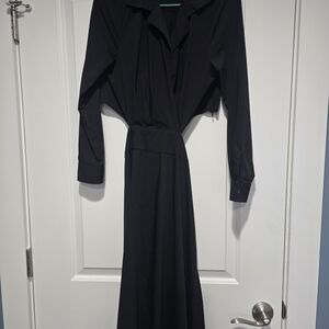 VENUS Classic Black Long Sleeve Dress